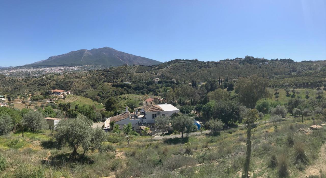 Studio Views Apartment, Cortijo Fruitful Hills *